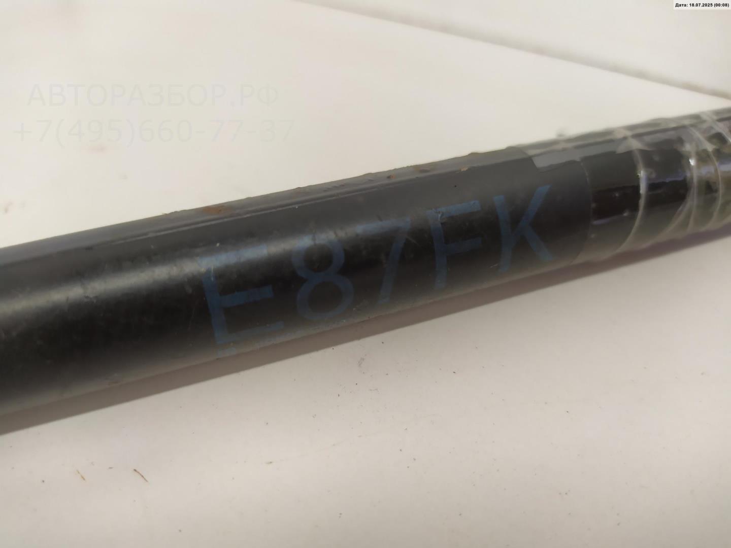 Амортизатор капота