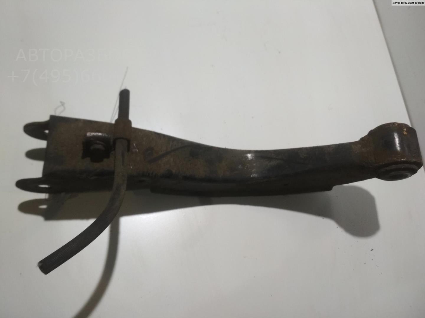 Рычаг задний правый