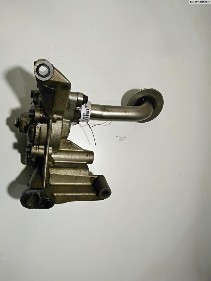 Насос масляный