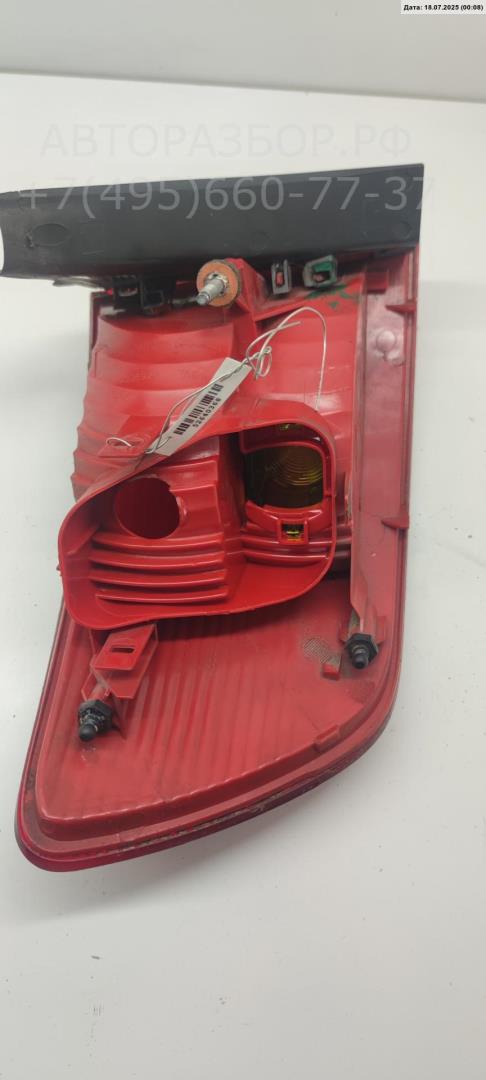 Фонарь задний правый