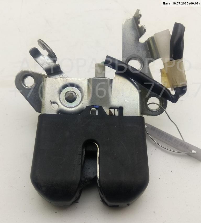 Замок багажника