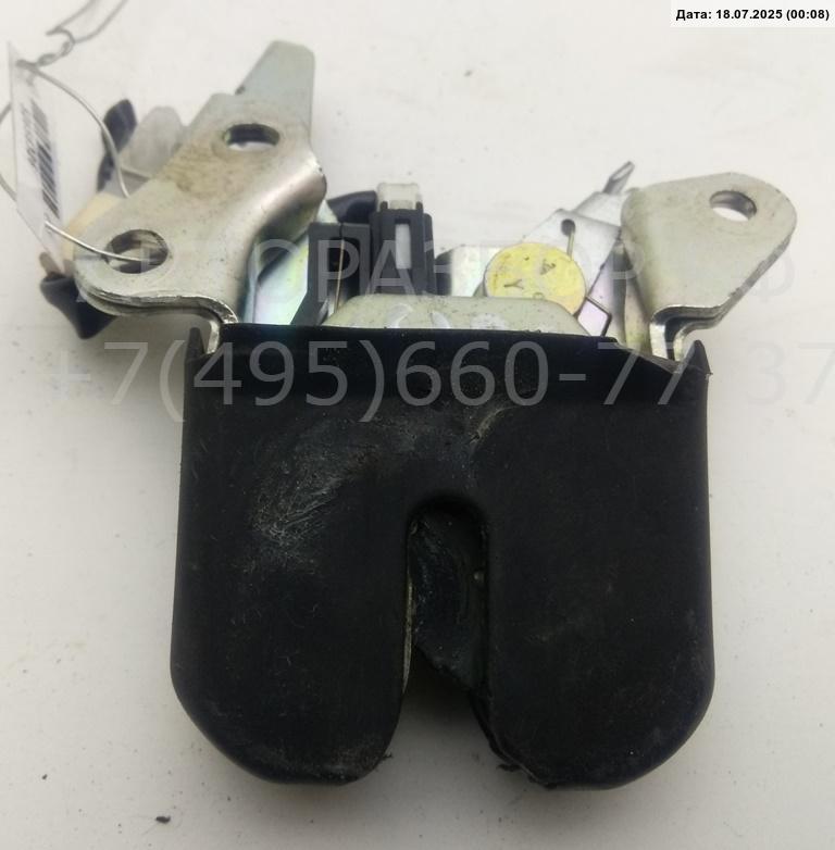 Замок багажника