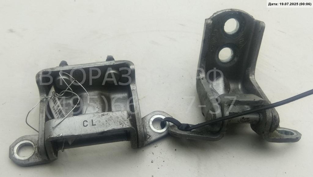 Петля двери