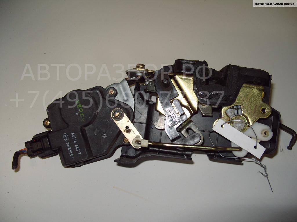 Замок двери задней левой