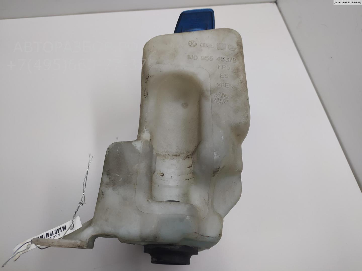 Бачок омывателя лобового стекла