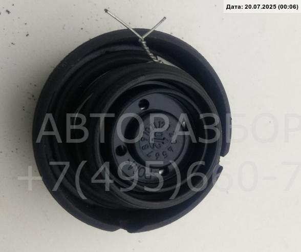 Крышка топливного бака