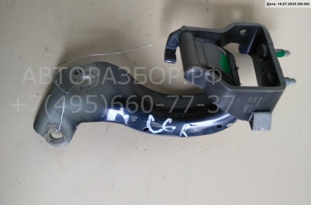 Петля крышки багажника