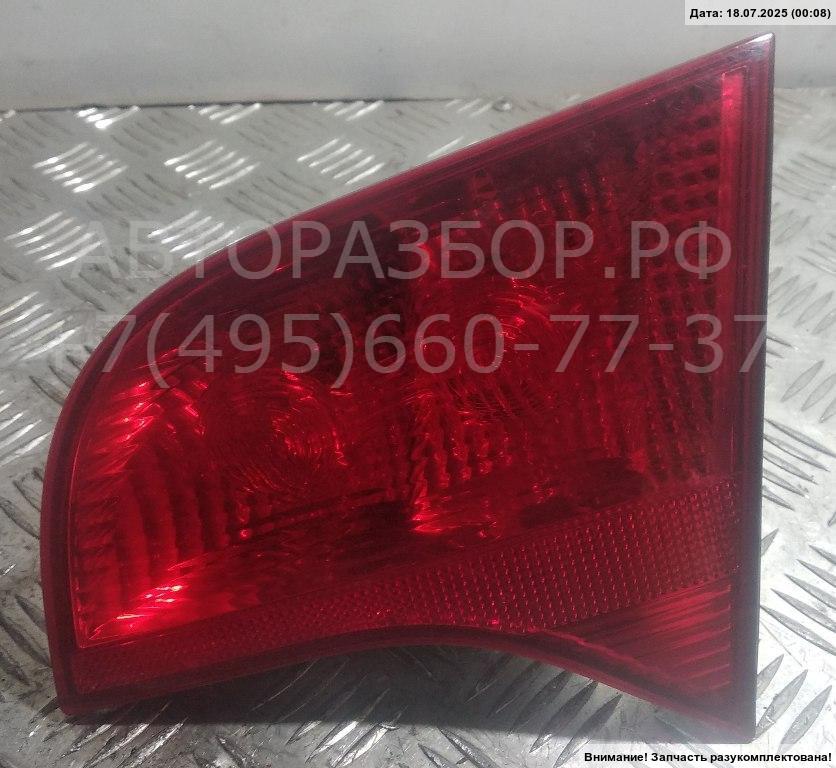 Фонарь задний внутренний правый
