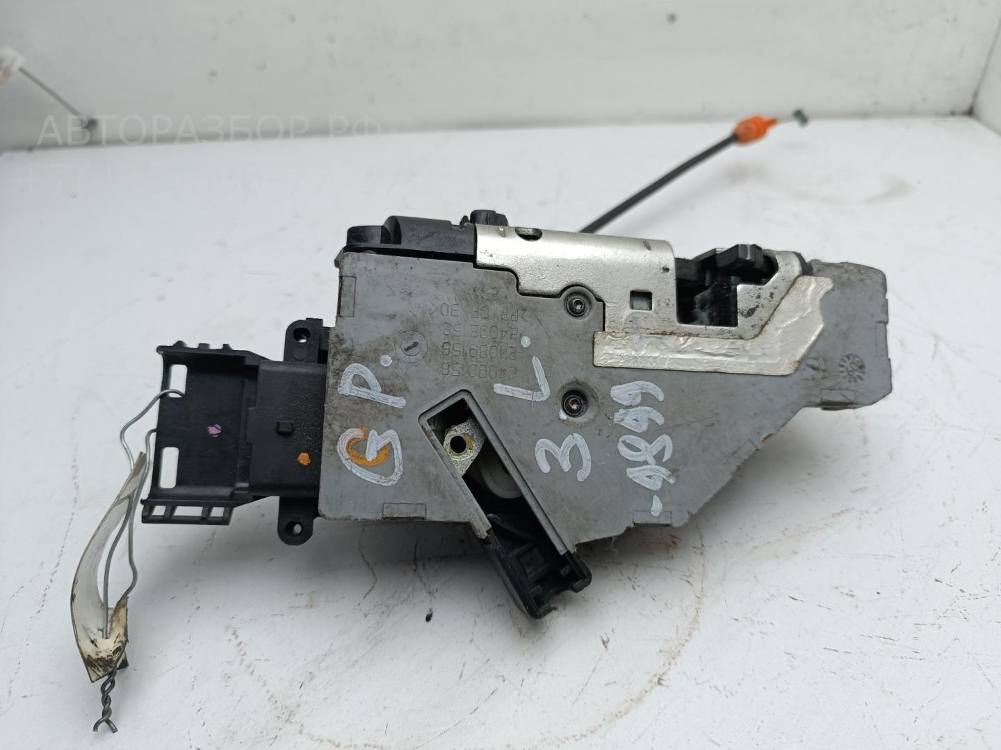 Замок двери задней левой