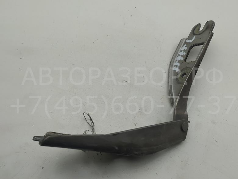 Петля капота правая