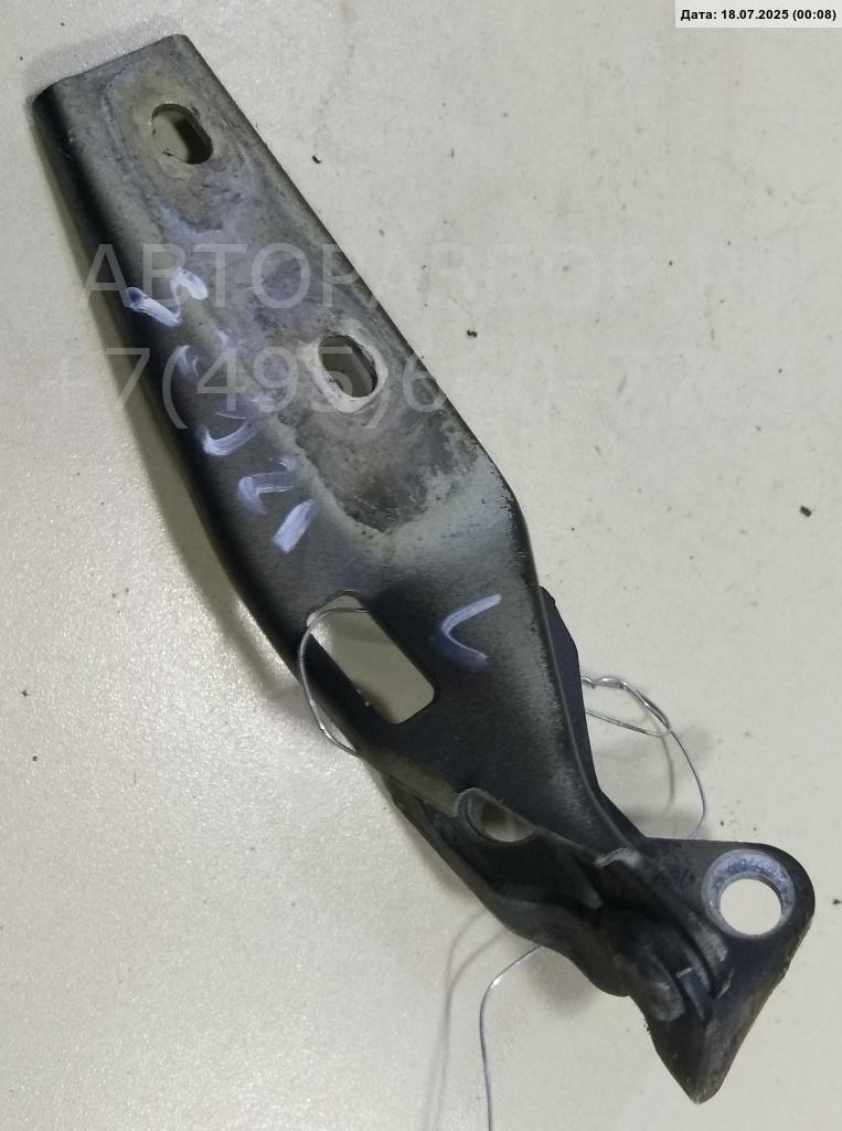 Петля капота левая