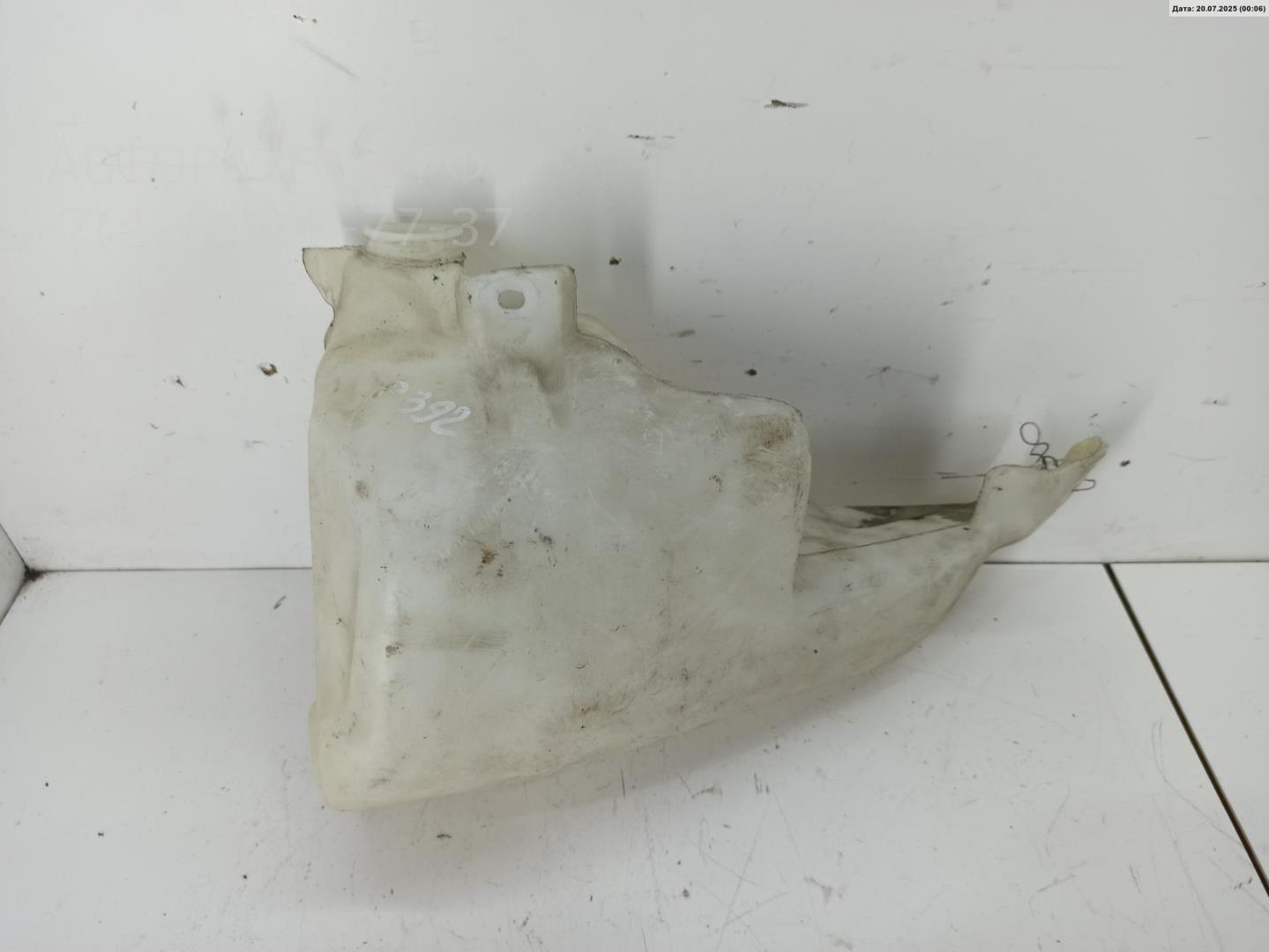 Бачок омывателя лобового стекла