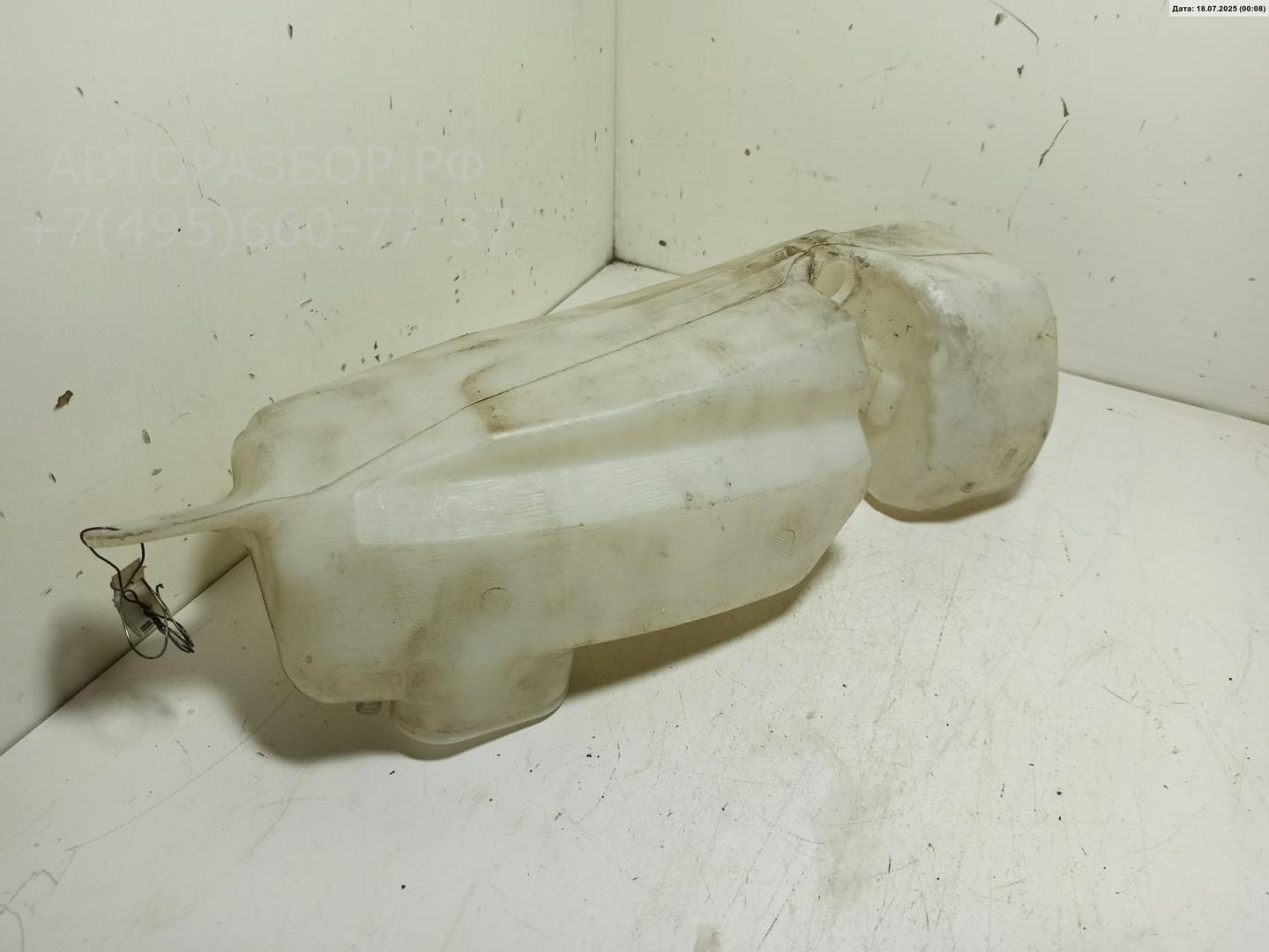 Бачок омывателя лобового стекла