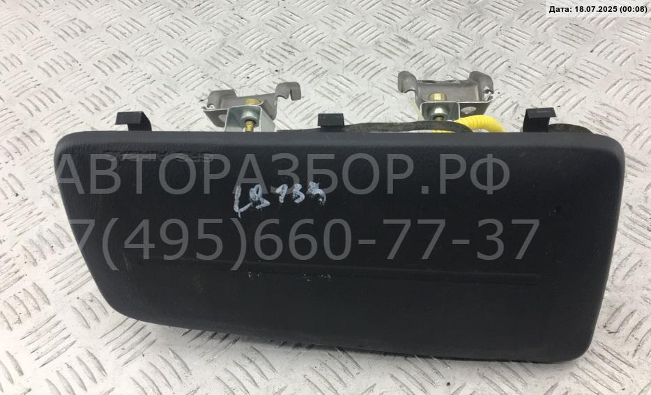 Подушка безопасности пассажирская (в торпедо)