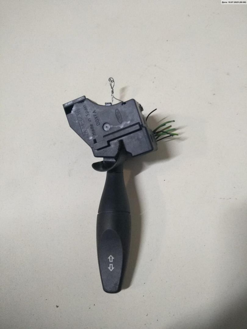 Переключатель поворотов подрулевой