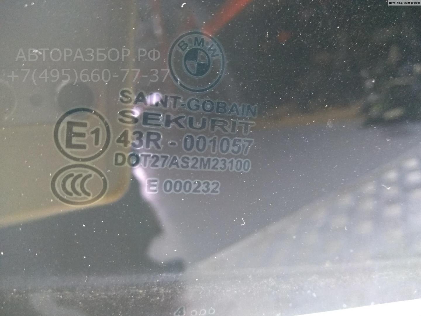 Стекло двери задней левой