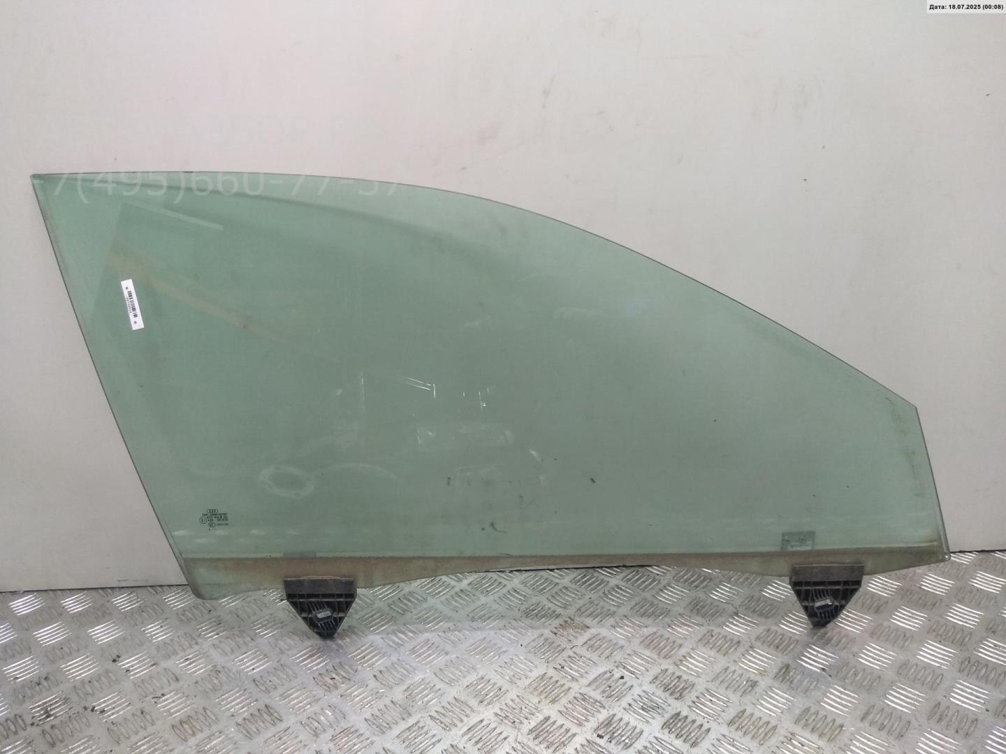 Стекло двери передней правой