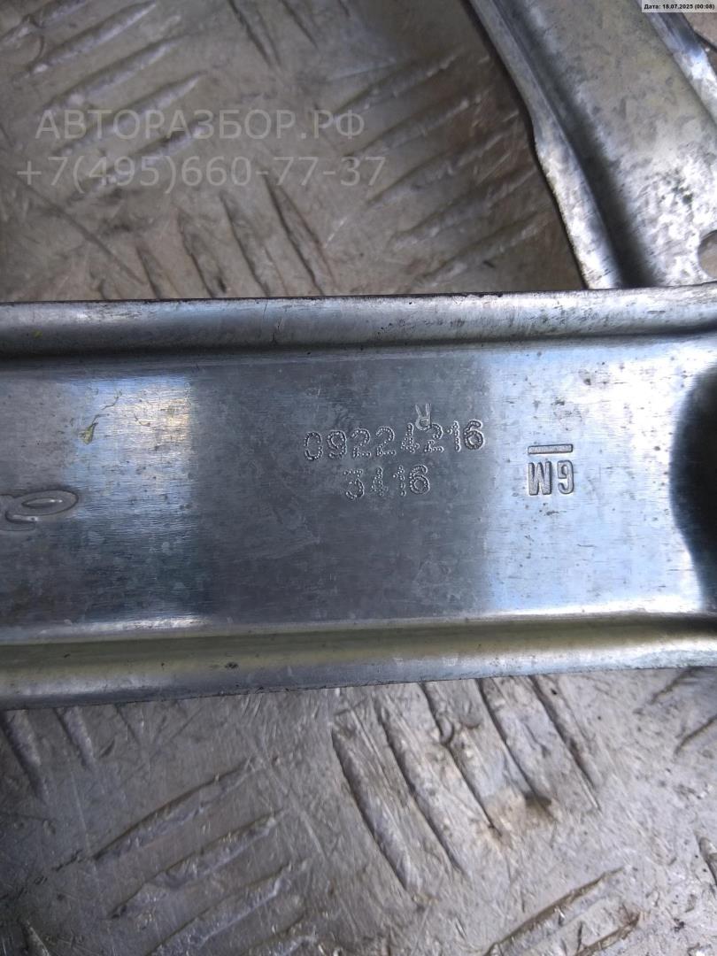 Стеклоподъемник механ. передний правый