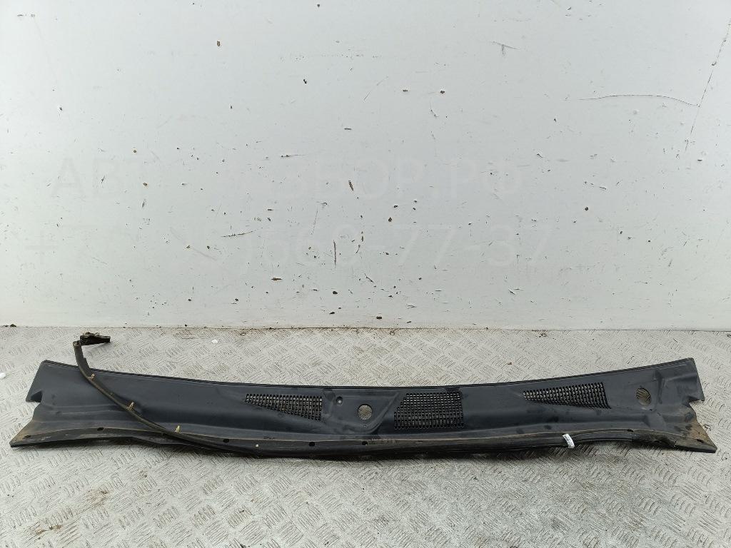 Решетка стеклоочистителей (Жабо)