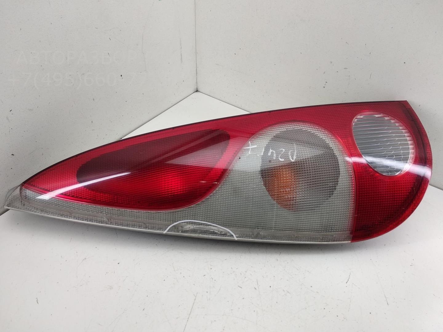 Фонарь задний левый