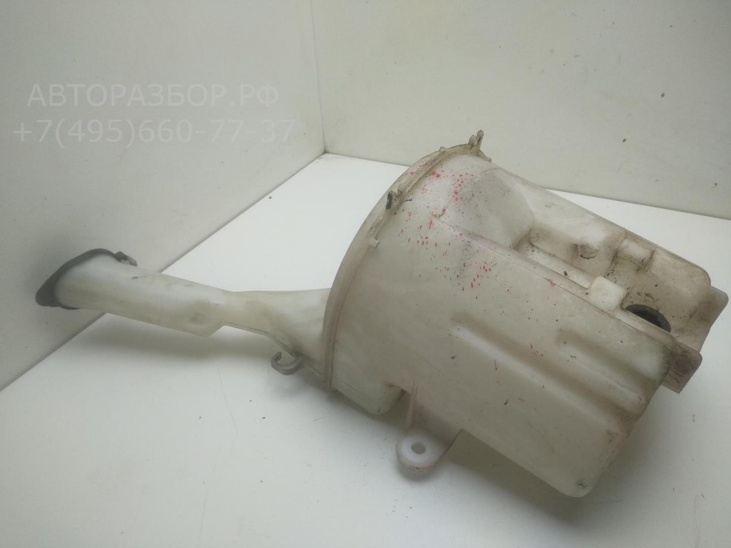 Бачок омывателя лобового стекла