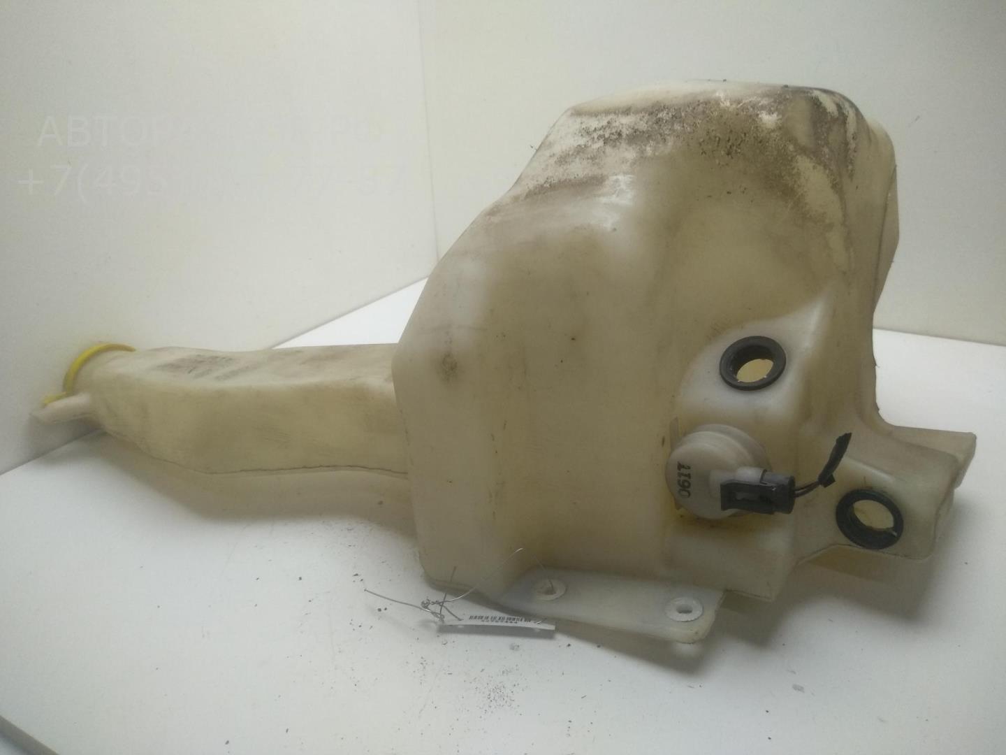 Бачок омывателя лобового стекла