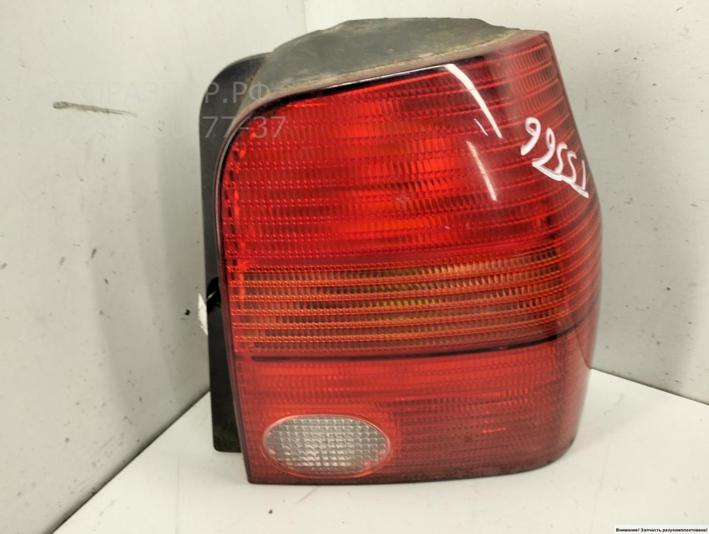 Фонарь задний правый