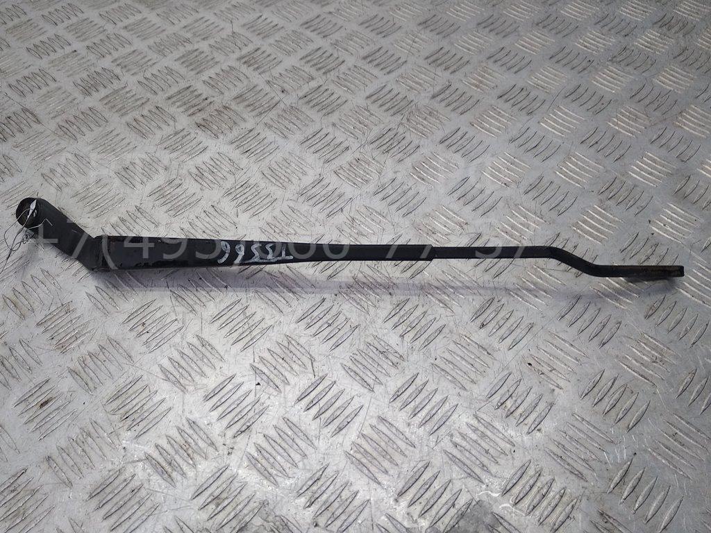 Поводок стеклоочистителя передний левый
