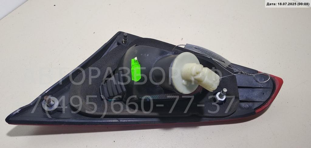 Фонарь задний внутренний левый
