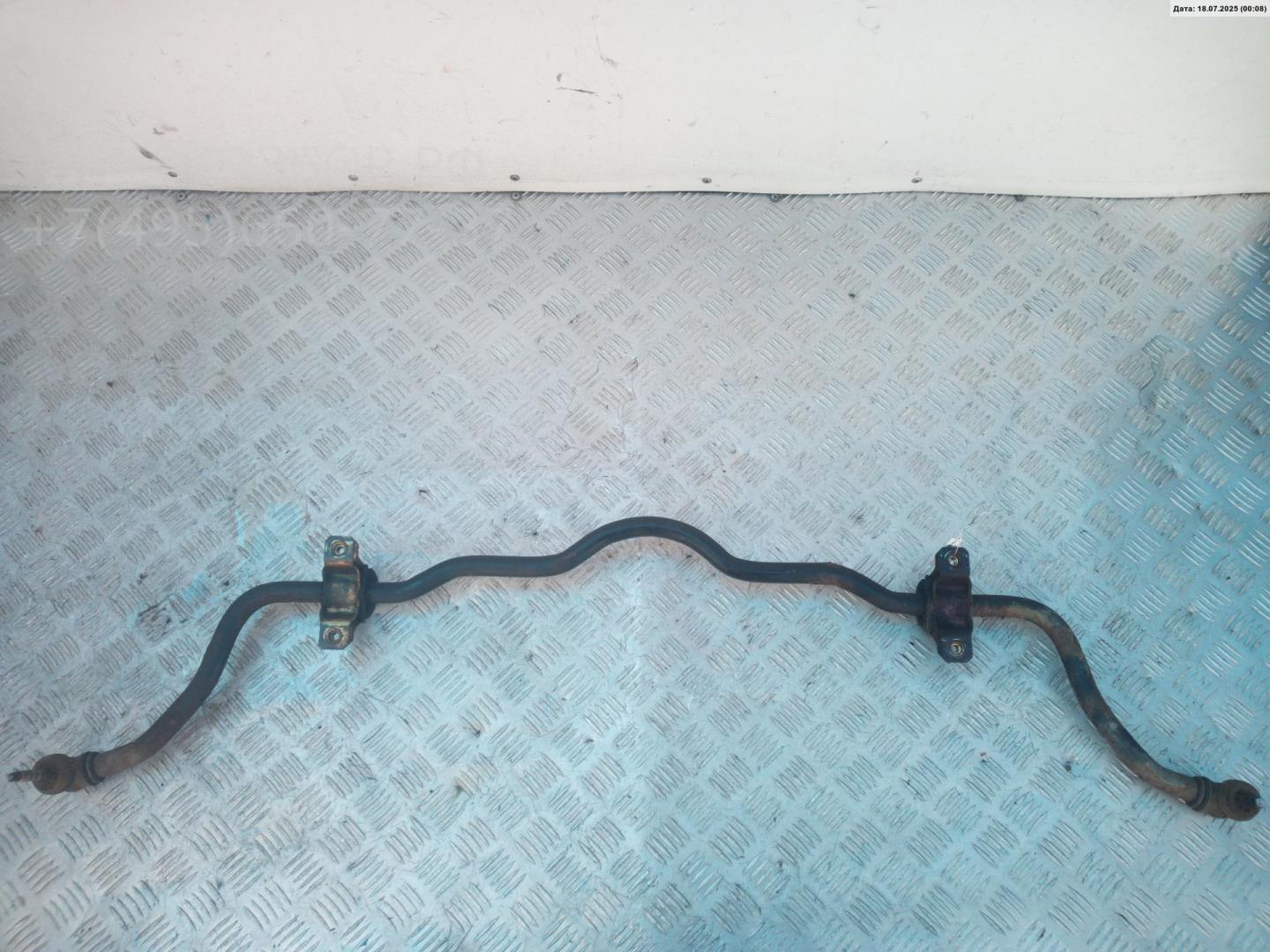 Стабилизатор передний