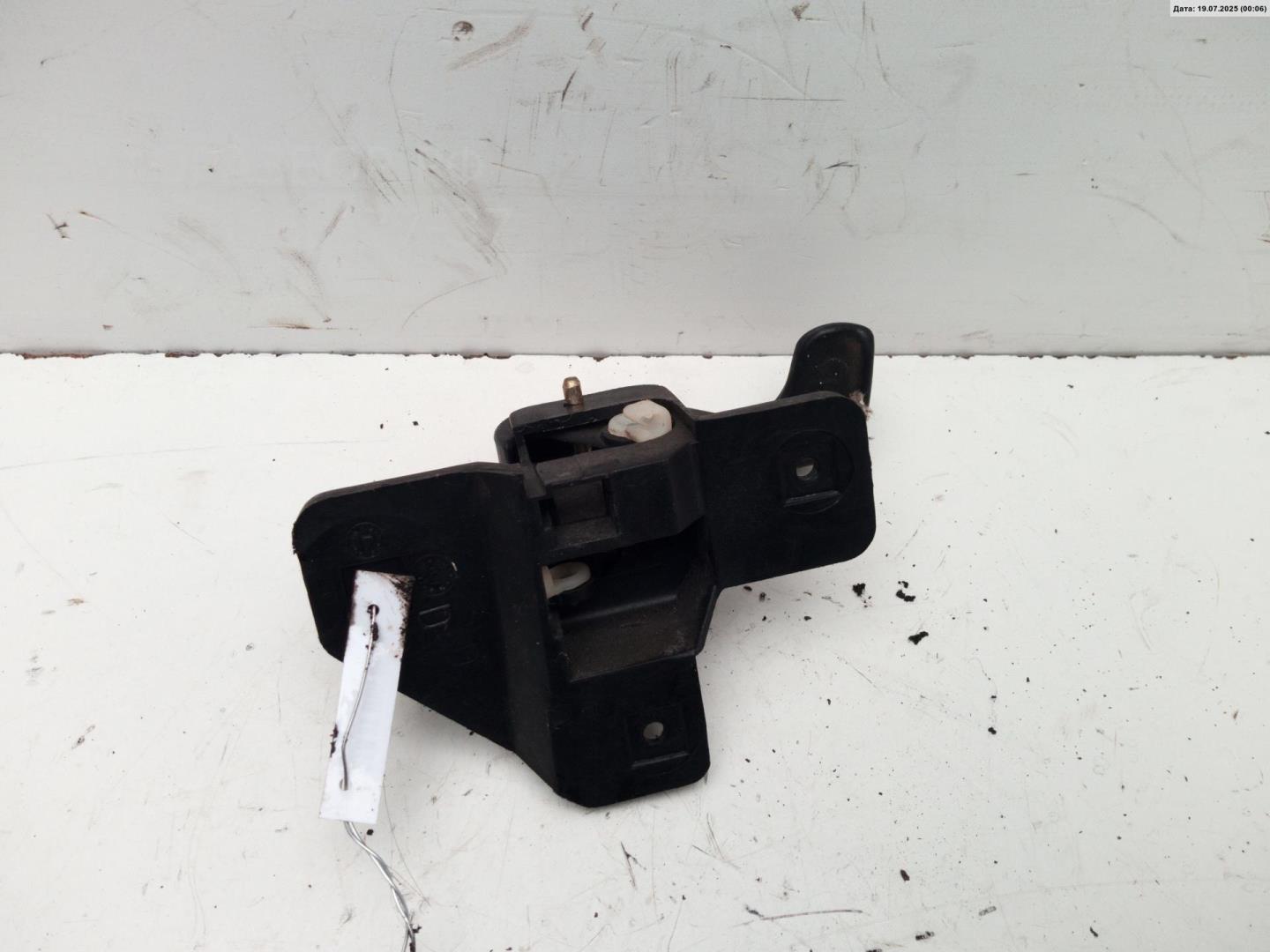 Ручка двери задней внутренняя правая