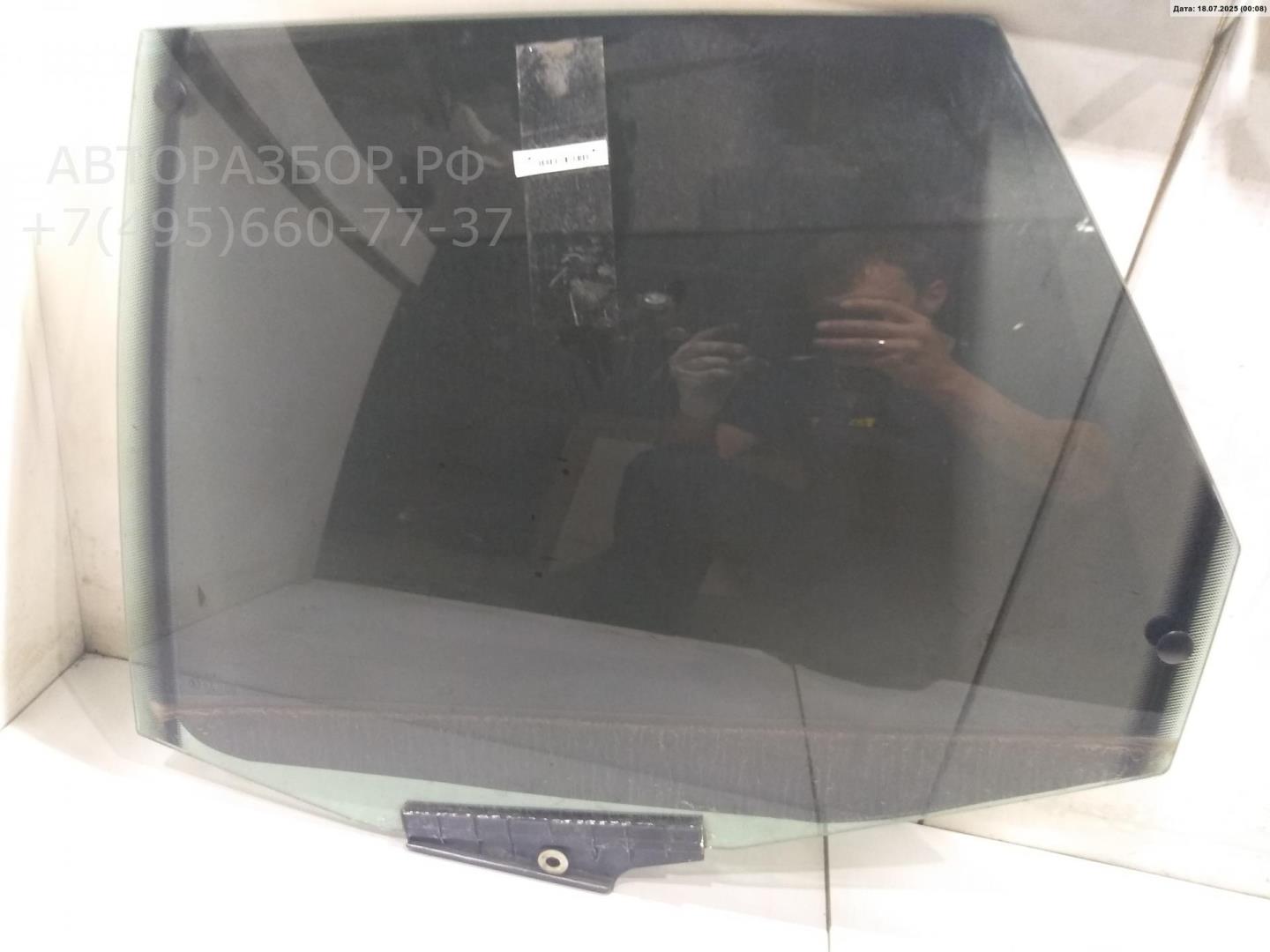 Стекло двери задней левой