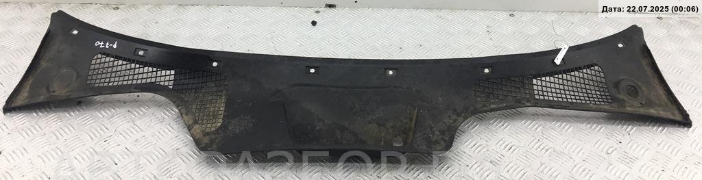 Решетка стеклоочистителей (Жабо)