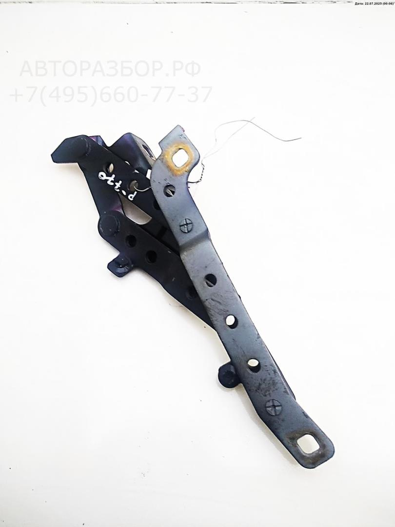 Петля капота правая