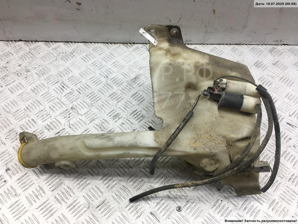 Бачок омывателя лобового стекла