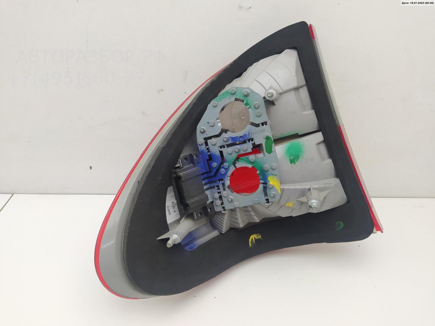 Фонарь задний правый