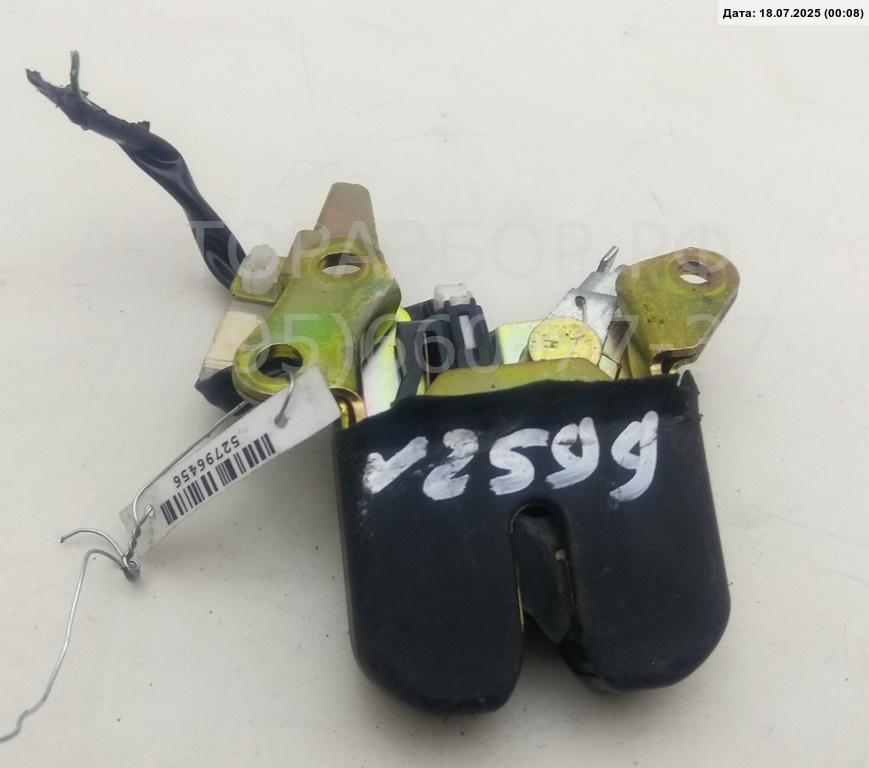 Замок багажника