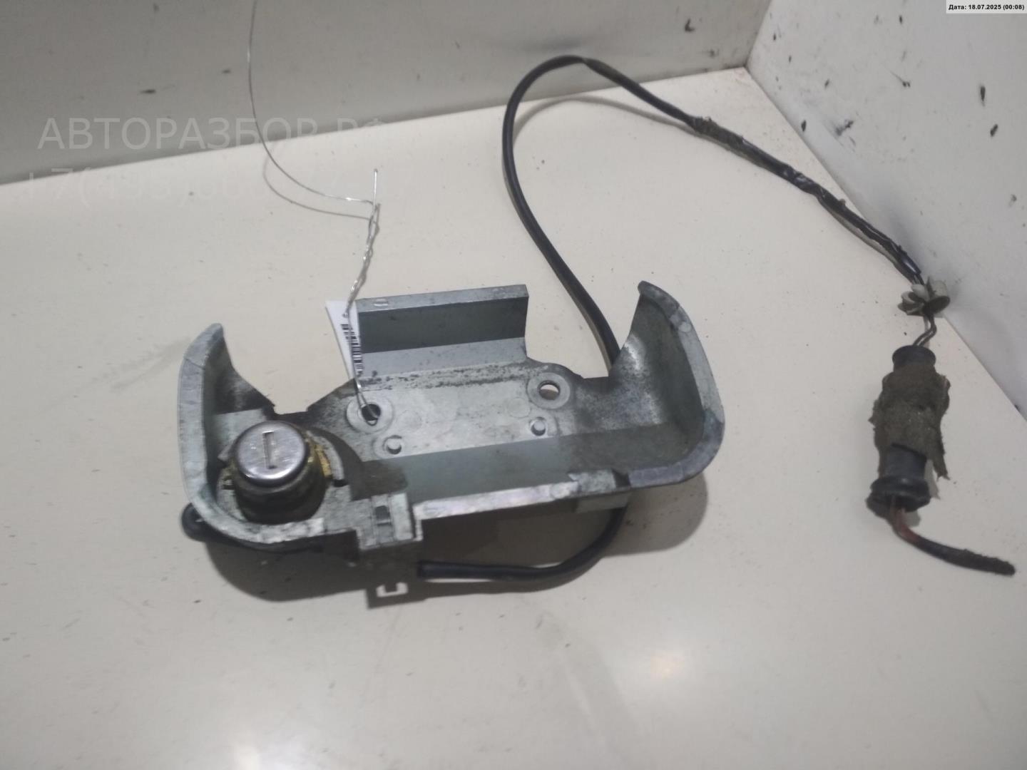 Вставка замка двери