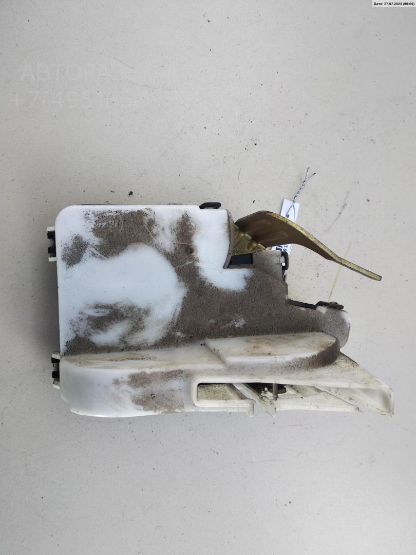 Замок двери задней правой