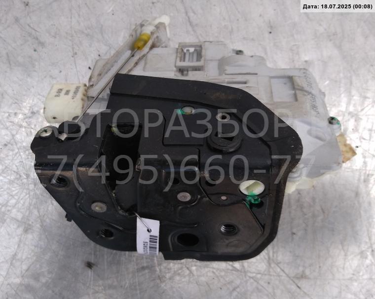 Замок двери задней правой