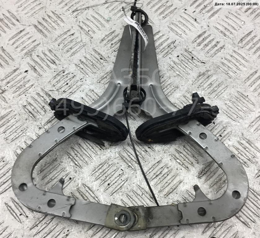 Петля капота левая