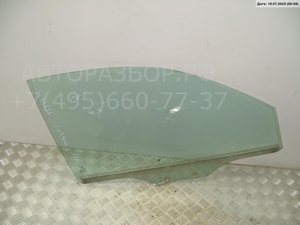 Стекло двери передней правой