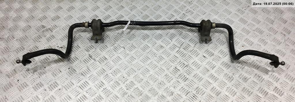 Стабилизатор передний