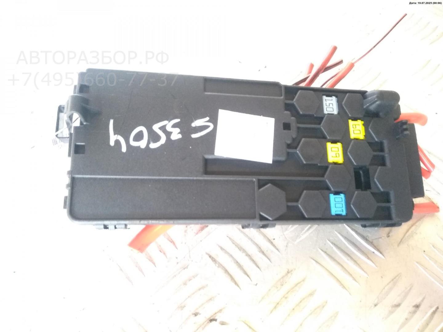 Блок предохранителей