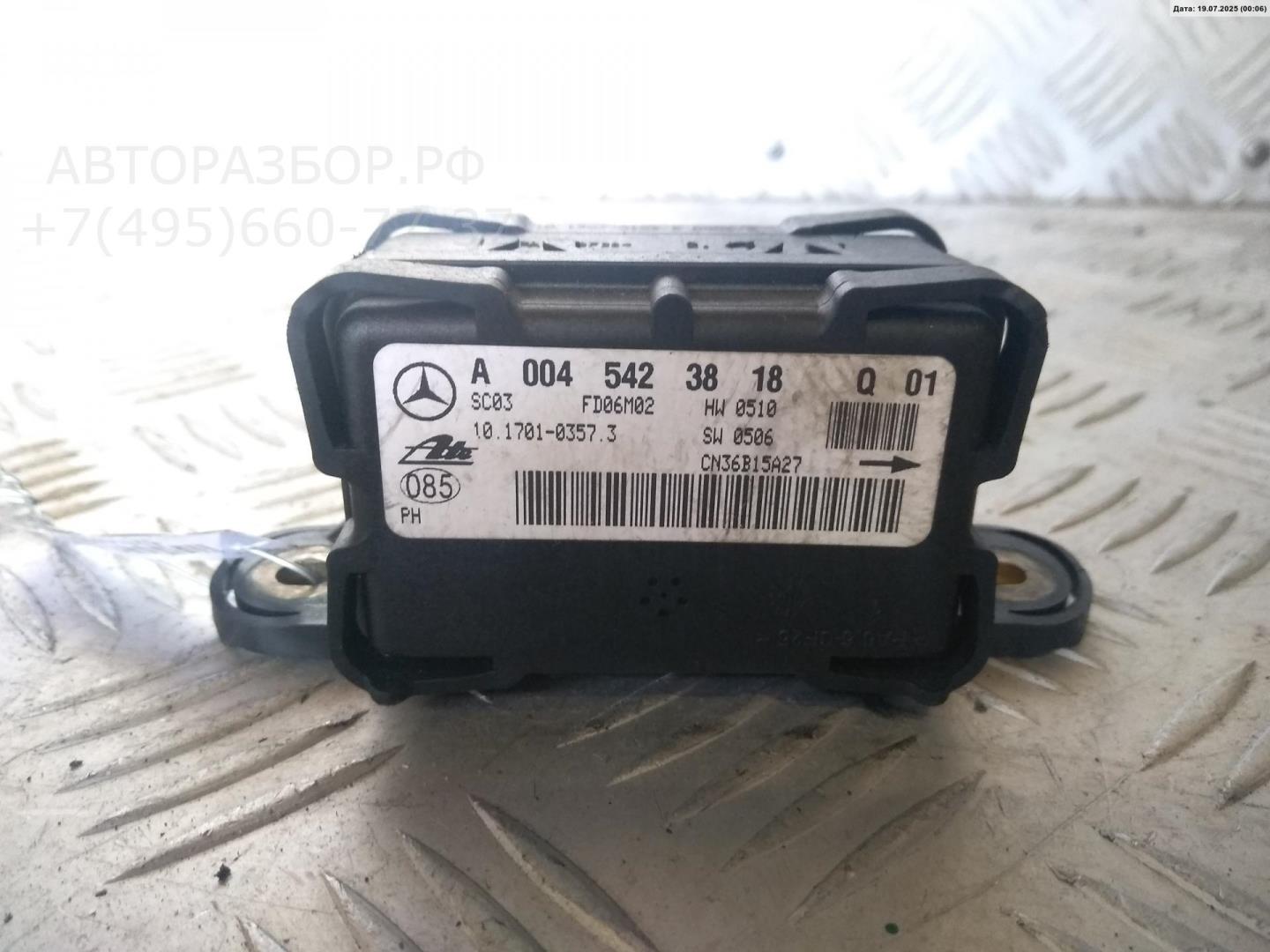 Датчик ускорения