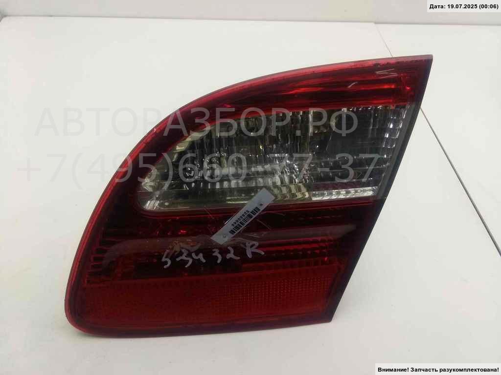 Фонарь задний внутренний правый