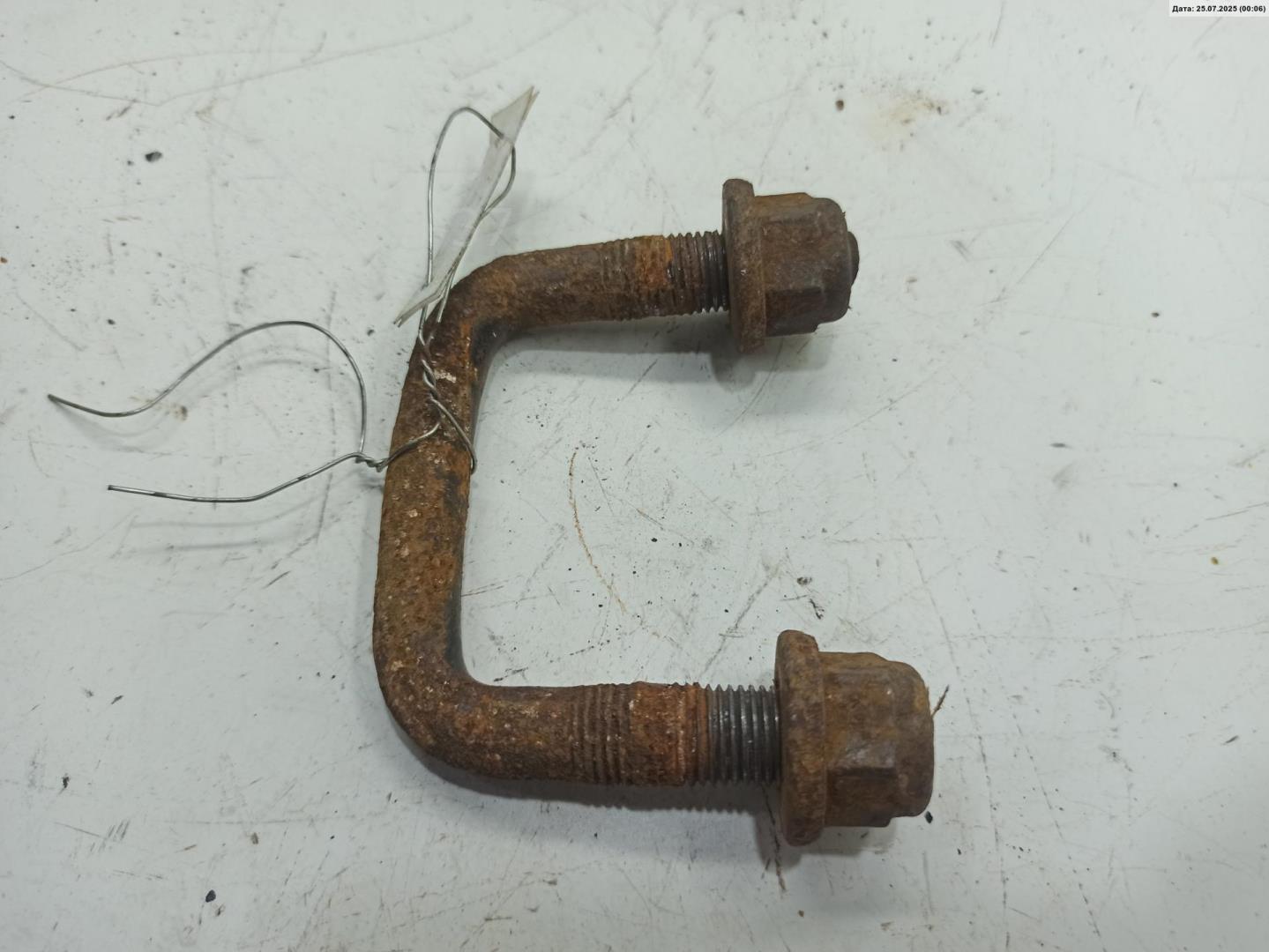 Стремянка задней рессоры