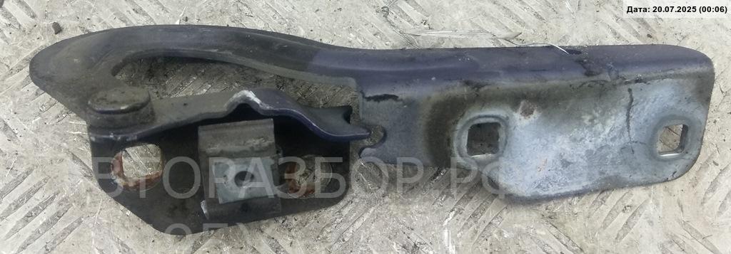 Петля капота левая