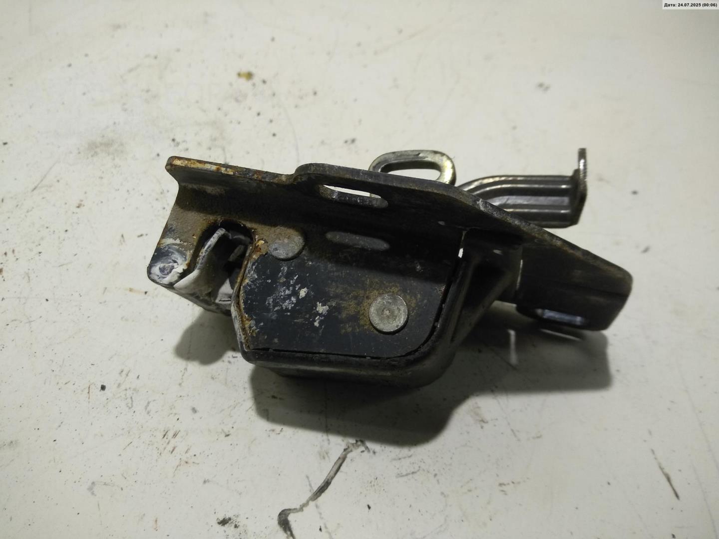 Замок багажника