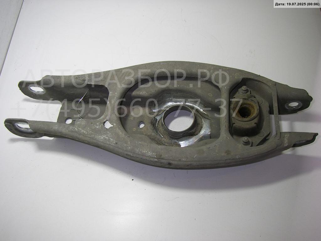 Рычаг задний